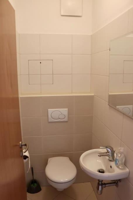 Apartment Hurka - 15 Min Do Centra, Garaz 프라하 외부 사진